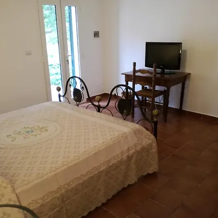招待所 Countryhouse *
